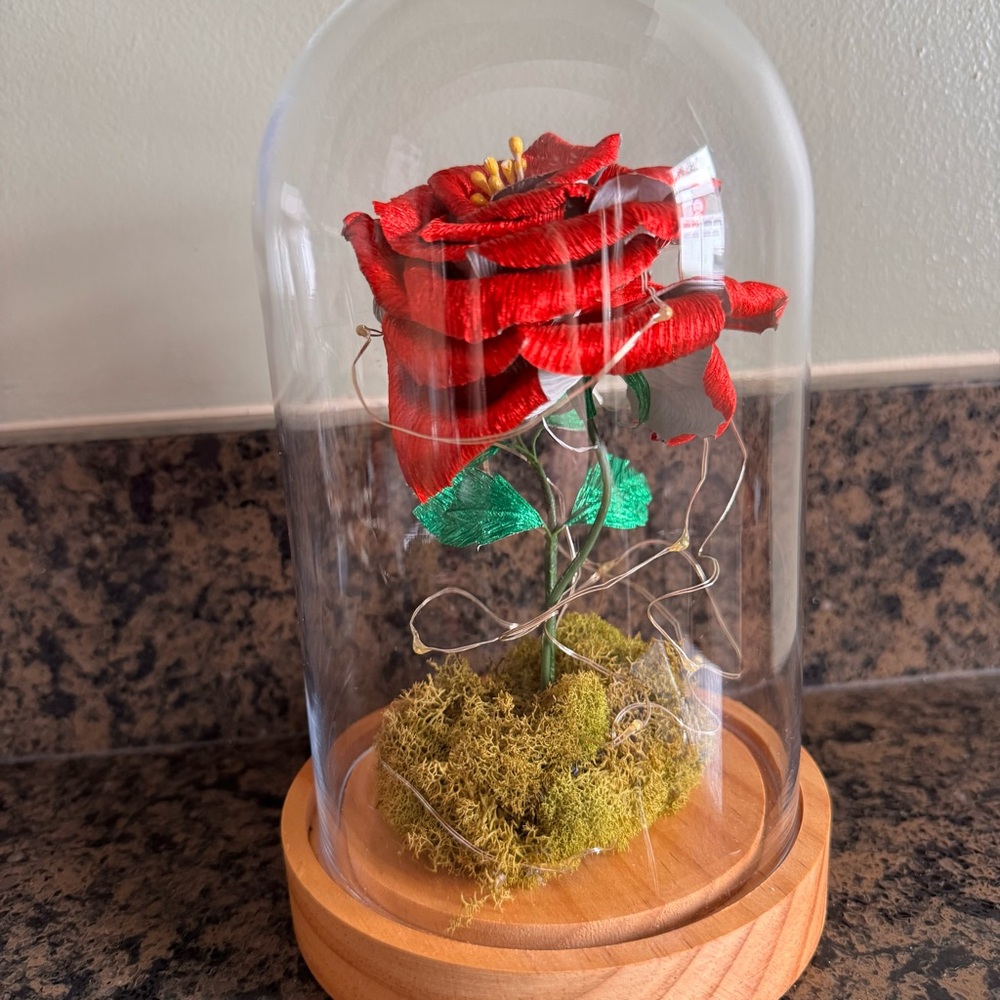 “Enchanted Rose” Artificial Rose in glass dome